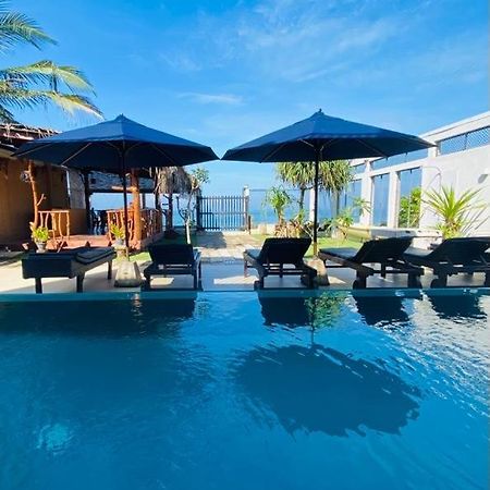White Sand Villa - Beach Front Hikkaduwa Bagian luar foto