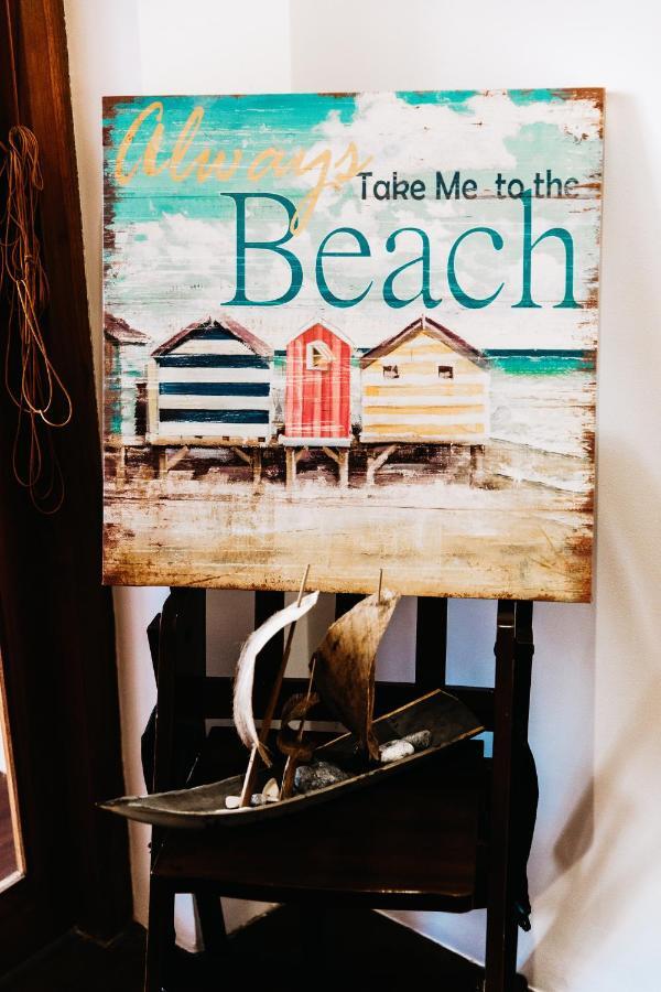 White Sand Villa - Beach Front Hikkaduwa Bagian luar foto